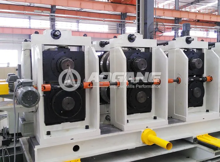 tube roll forming machine